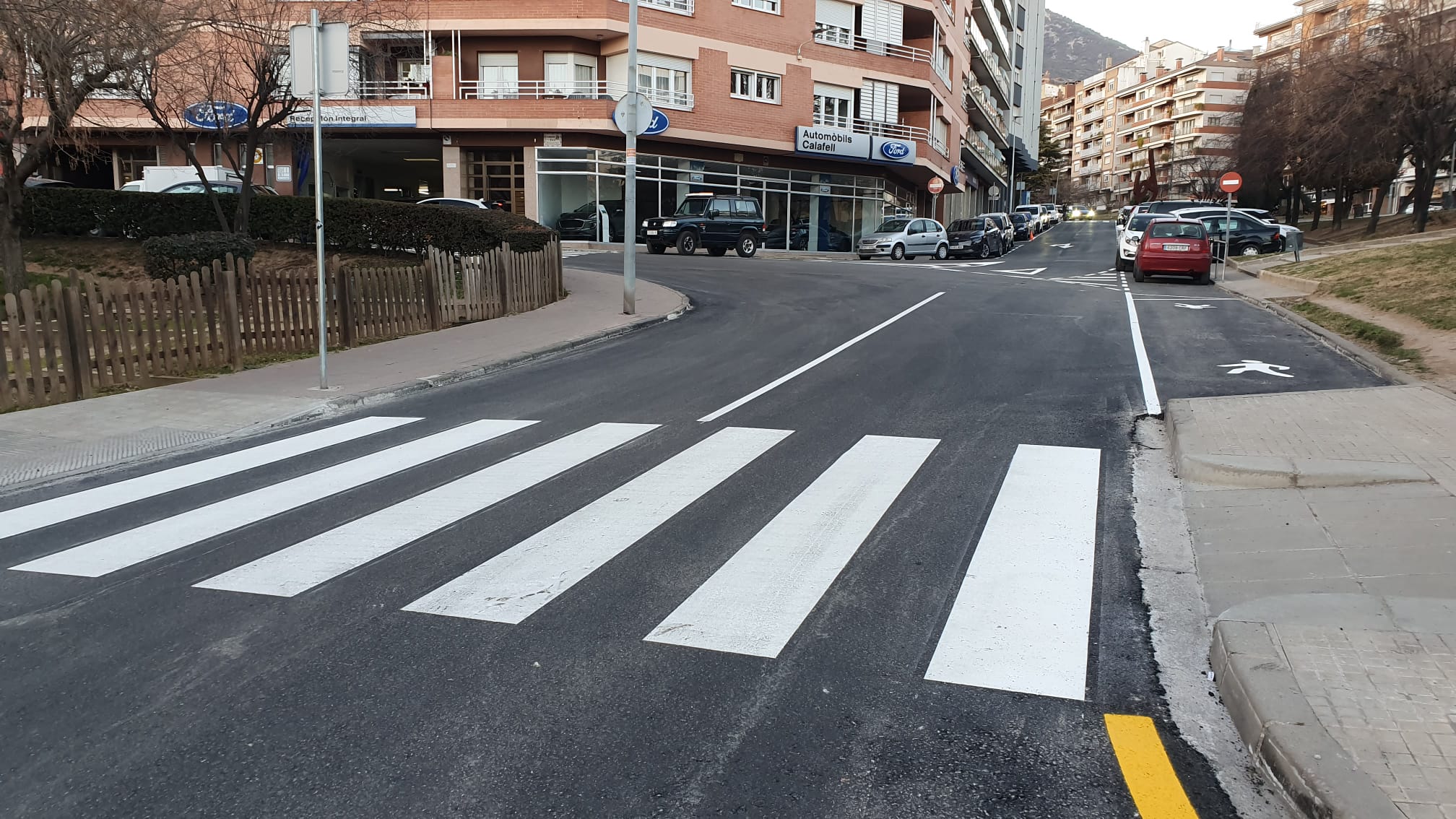 Treballs de pavimentació executats al carrer Francesc Macià