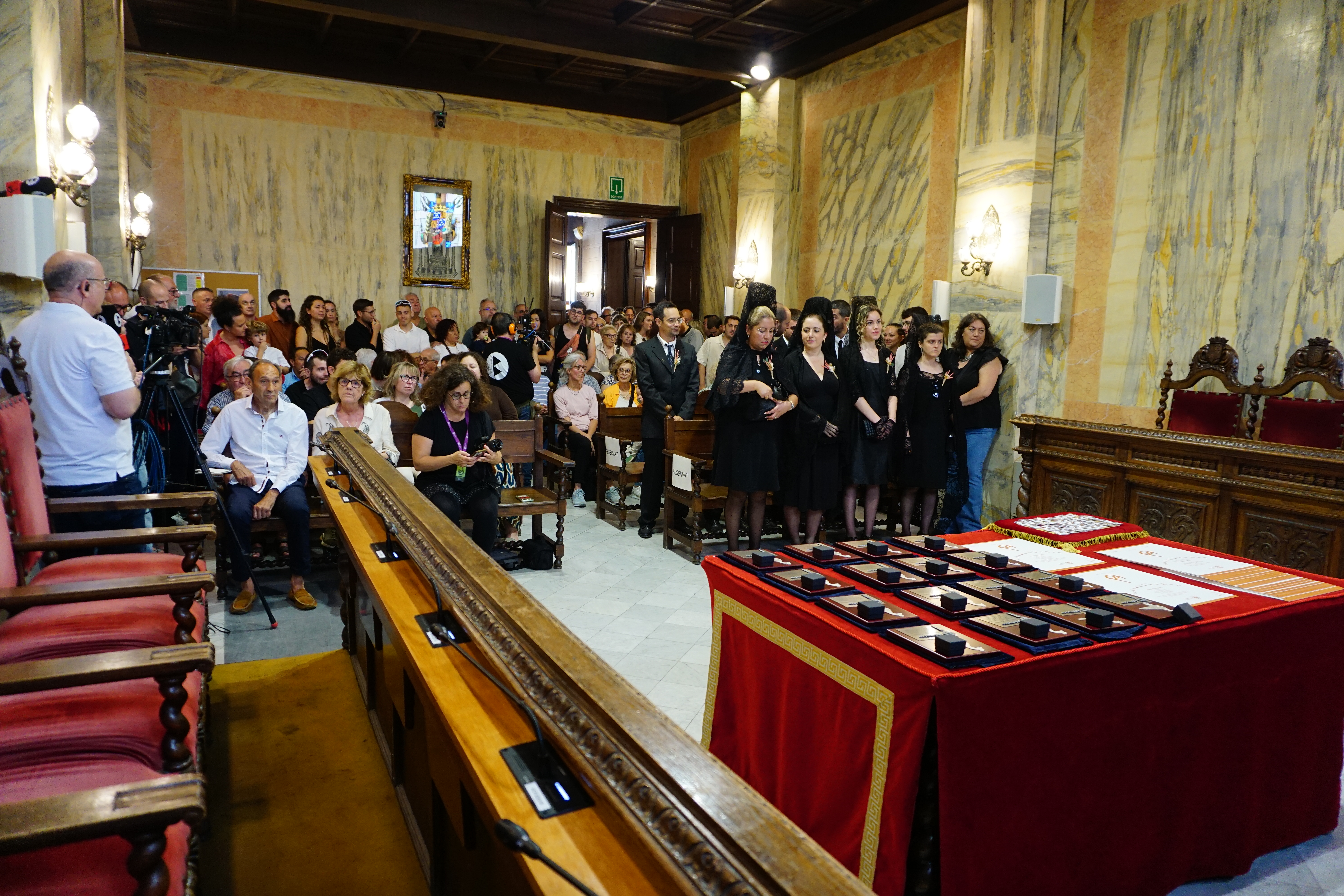 L'Ajuntament de Berga lliura els t&iacute;tols de Patumaire i de Patumaire d'Honor del 2026: totes les fotografies