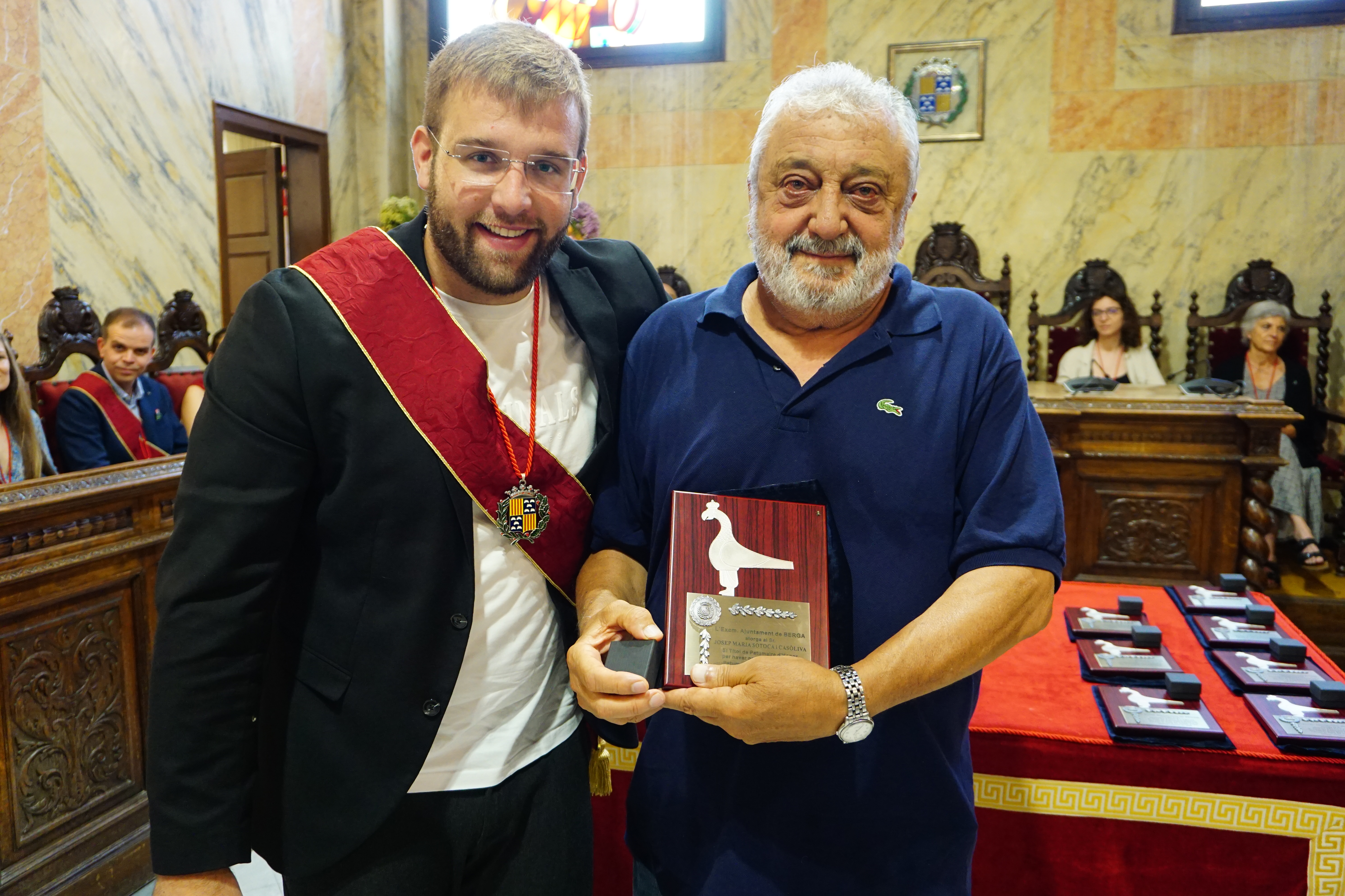 T&iacute;tol de Patumaire d'Honor - Josep Maria Sotoca Cas&ograve;liva
