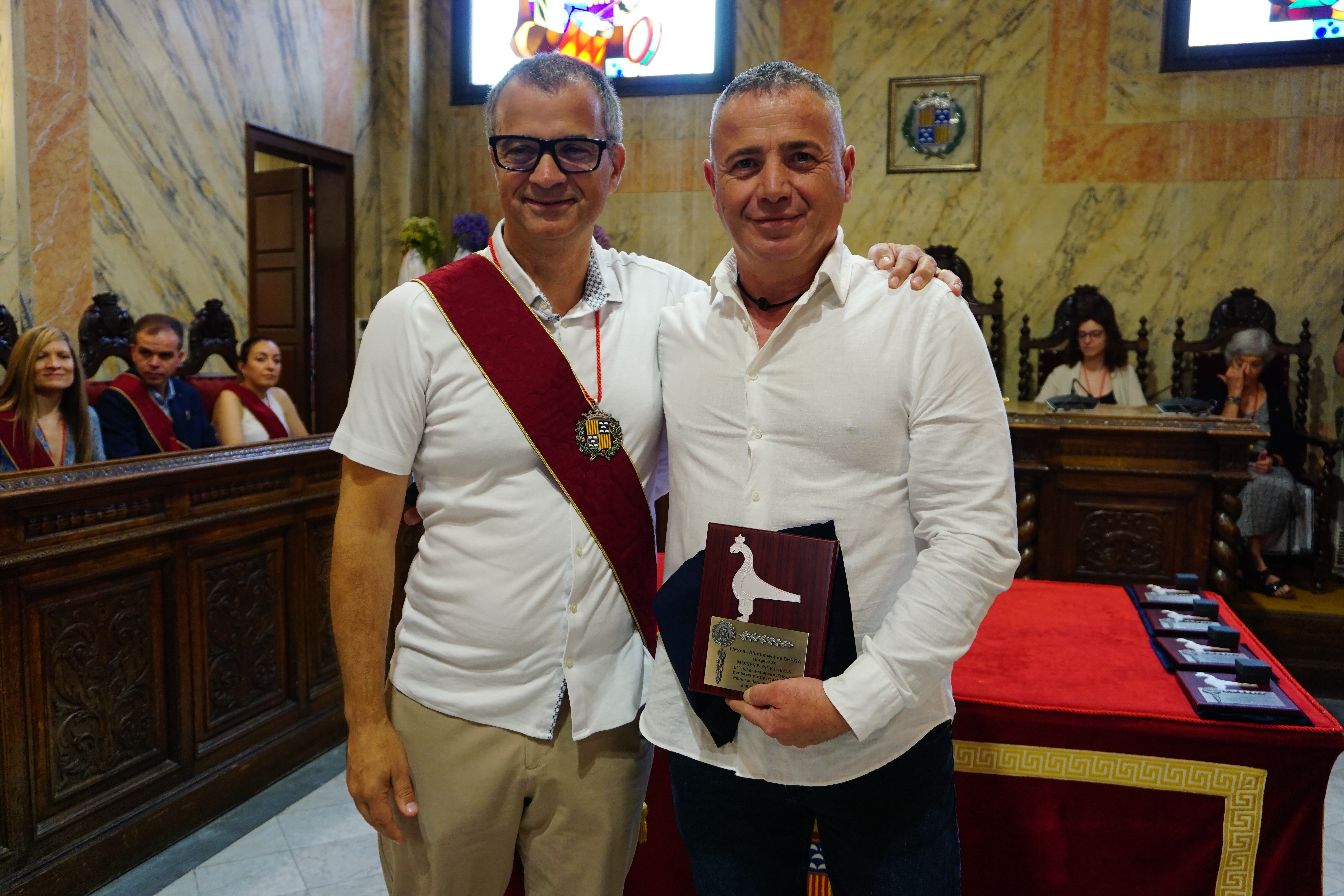 T&iacute;tol de Patumaire d'Honor - Mois&egrave;s Ponce Arias